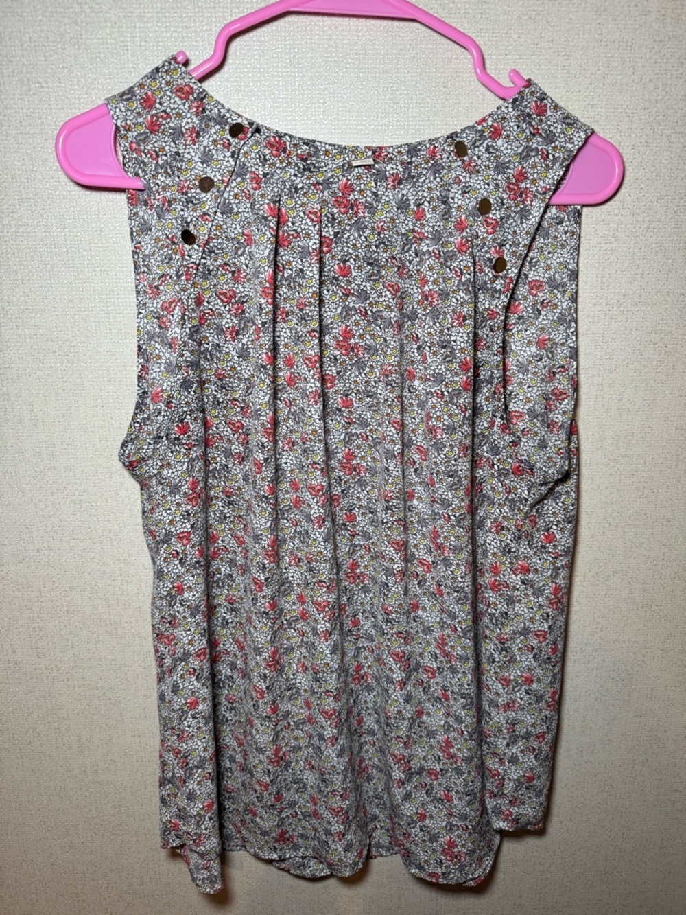 LOFT Floral Cold-Shoulder Sleeveless Top